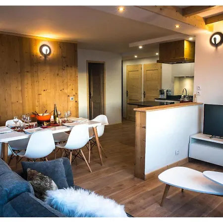Ski-lover's Ski-in Out Panoramic View Apartment Val Thorens