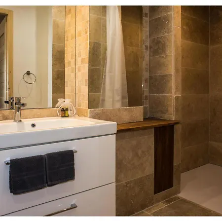 Apartment Ski-lover's Ski-in Out Panoramic View Val Thorens